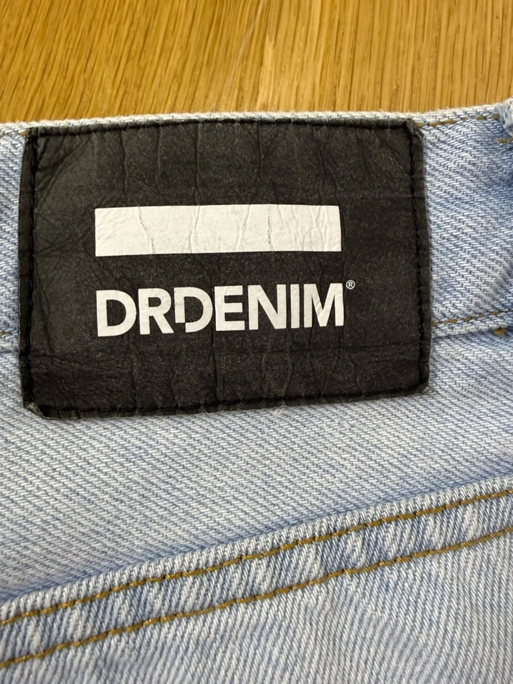 Dr. Denim Denim Shorts High-Rise Light Wash Distressed Cutoff Women’s Size 25